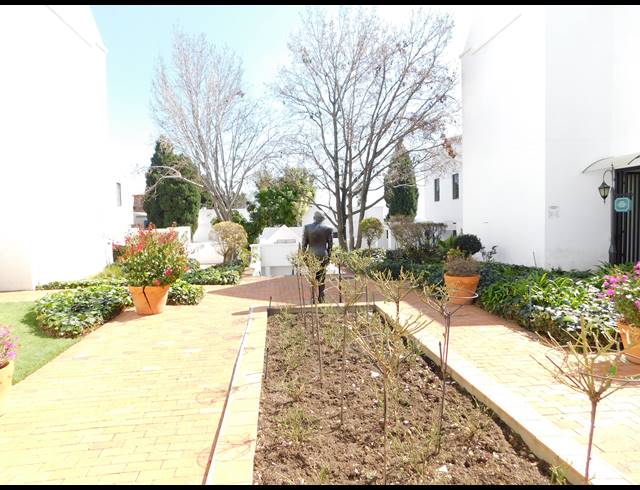 305M² OFFICE TO LET IN FERNDALE